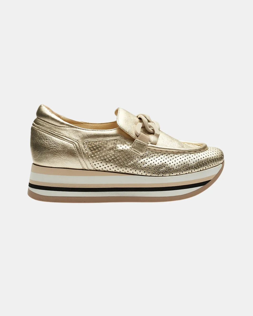 CASSIE IN COCO GOLD